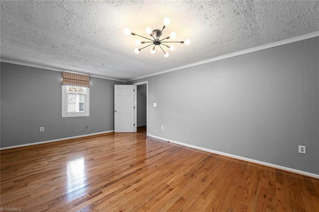 Winston-Salem, North Carolina 27103, United States, 3 Bedrooms Bedrooms, ,2 BathroomsBathrooms,Residential,Pending,12702