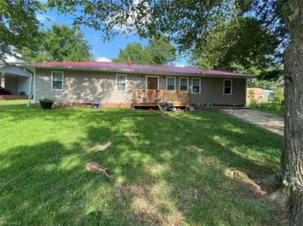 409 Carter Drive, Thomasville, North Carolina image 1