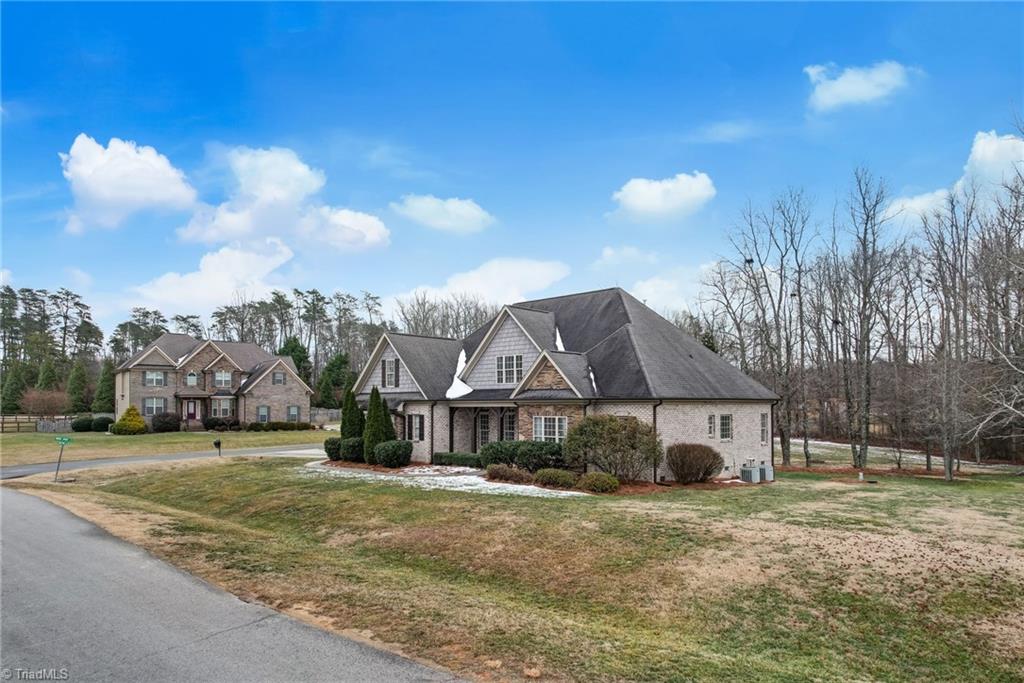 8925 Grove Park Drive