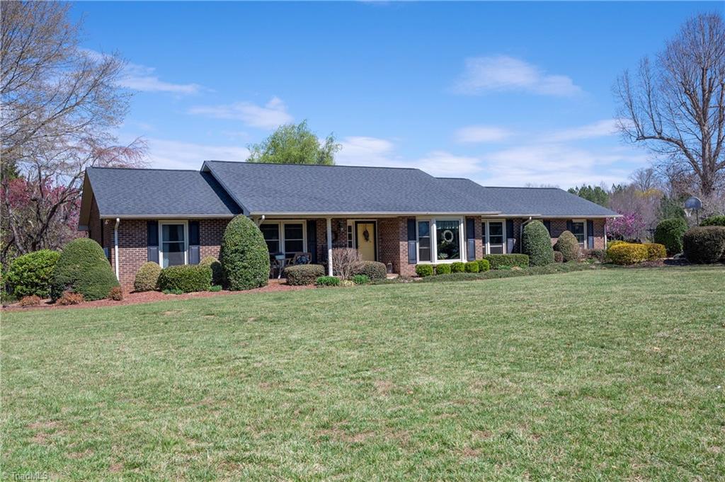 1120 Fred Merritt Road, King, North Carolina image 1