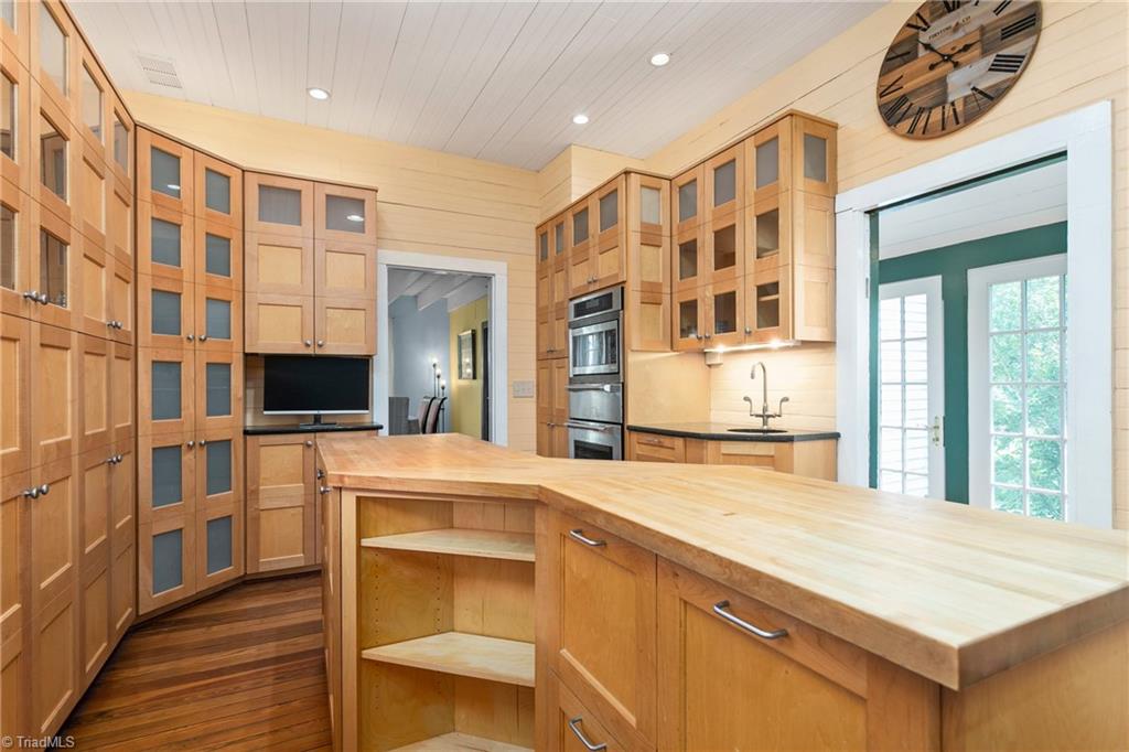 2440 Glencoe Street, Burlington, North Carolina image 12