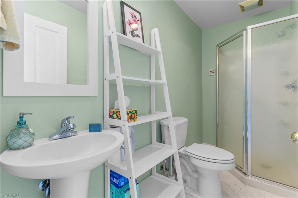 2440 Glencoe Street, Burlington, North Carolina image 23