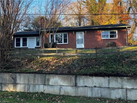 A home in Mount Airy