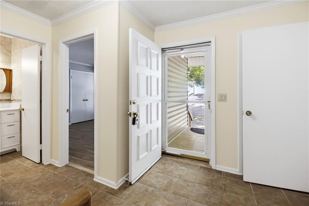 Photo of 2544 Tantelon Place, Winston-Salem, NC 27127 (MLS # 1235638)