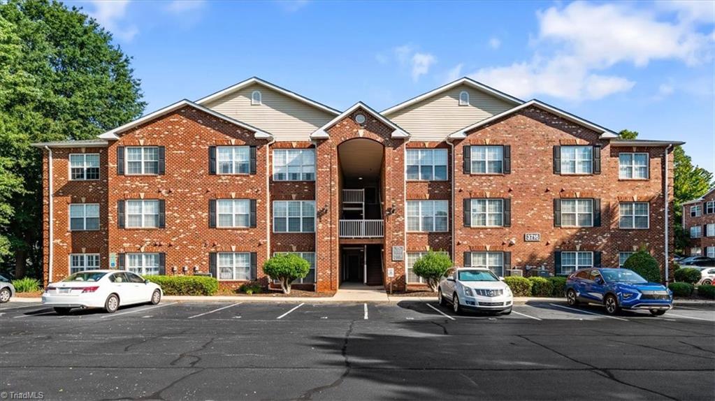 Photo of 3716 Cotswold Avenue #B, Greensboro, NC 27410 (MLS # 1236527)
