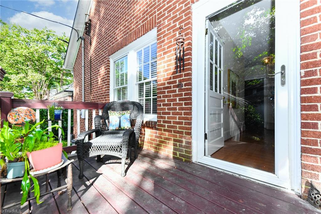 Greensboro, North Carolina 27403, United States, 4 Bedrooms Bedrooms, ,2 BathroomsBathrooms,Residential,Pending,38594