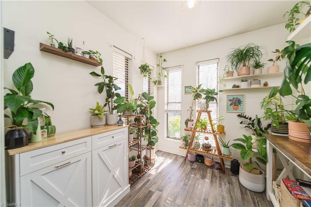 2505 Tantelon Place