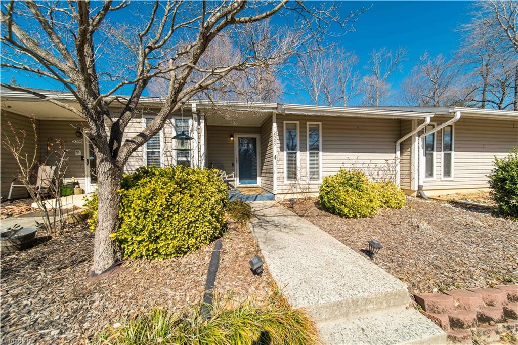 2505 Tantelon Place