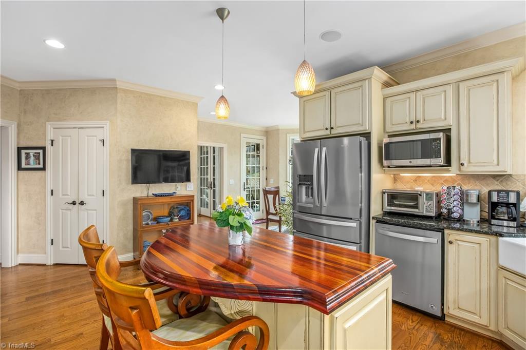 2821 Swan Lake Drive, High Point, North Carolina image 16