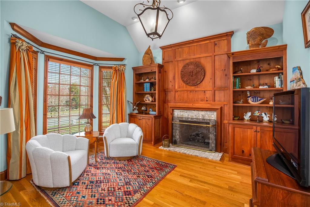 2821 Swan Lake Drive, High Point, North Carolina image 9