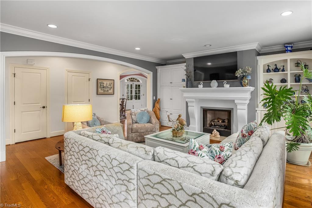 2821 Swan Lake Drive, High Point, North Carolina image 13