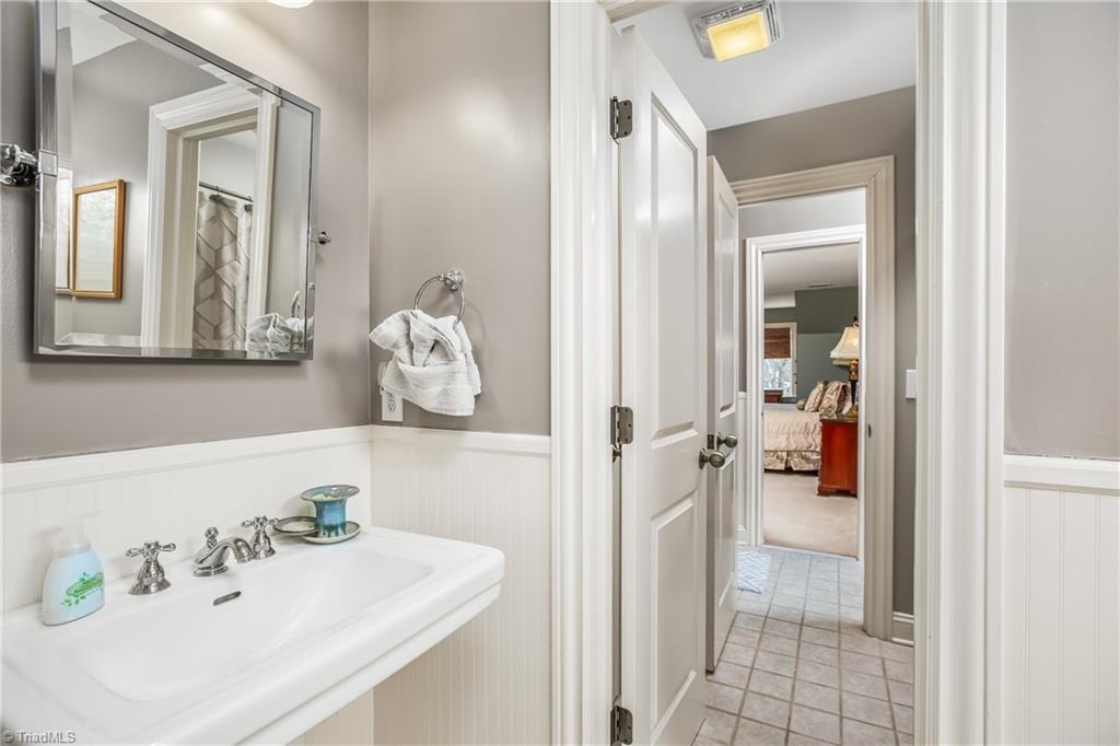 2821 Swan Lake Drive, High Point, North Carolina image 31