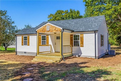 A home in Kernersville