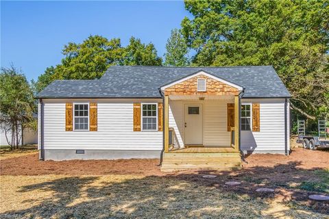 A home in Kernersville