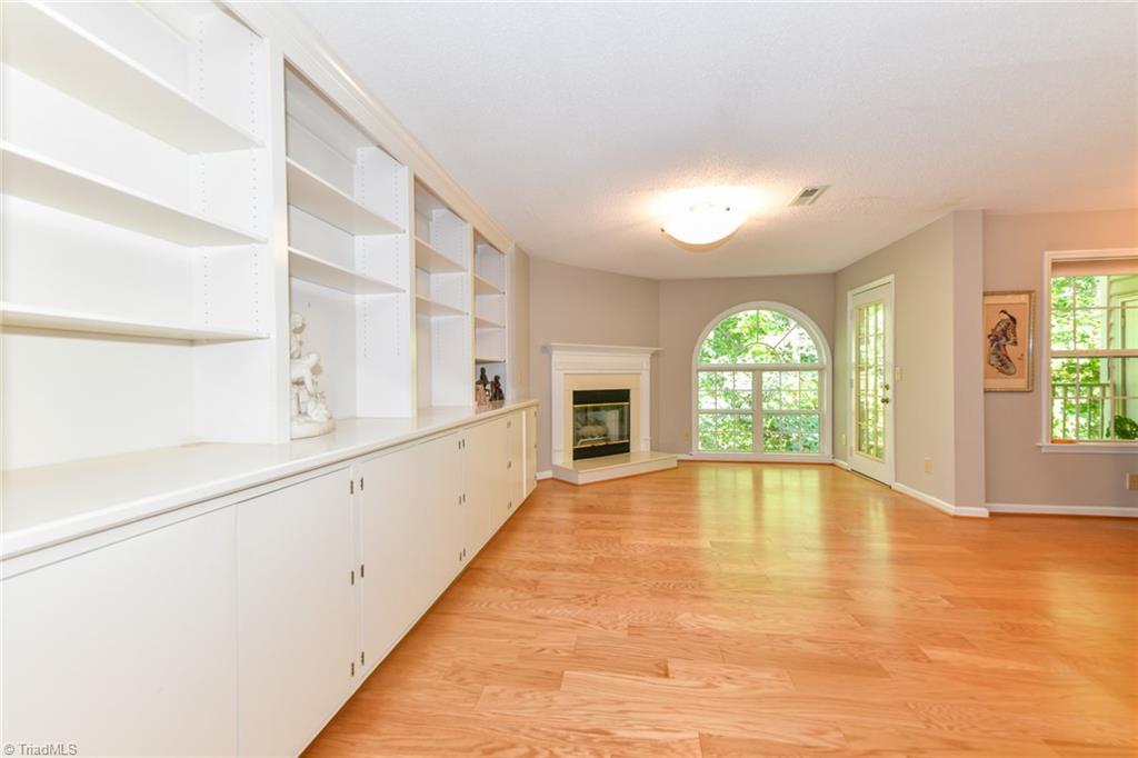 Greensboro, North Carolina 27410, United States, 2 Bedrooms Bedrooms, ,2 BathroomsBathrooms,Residential,Active,152730