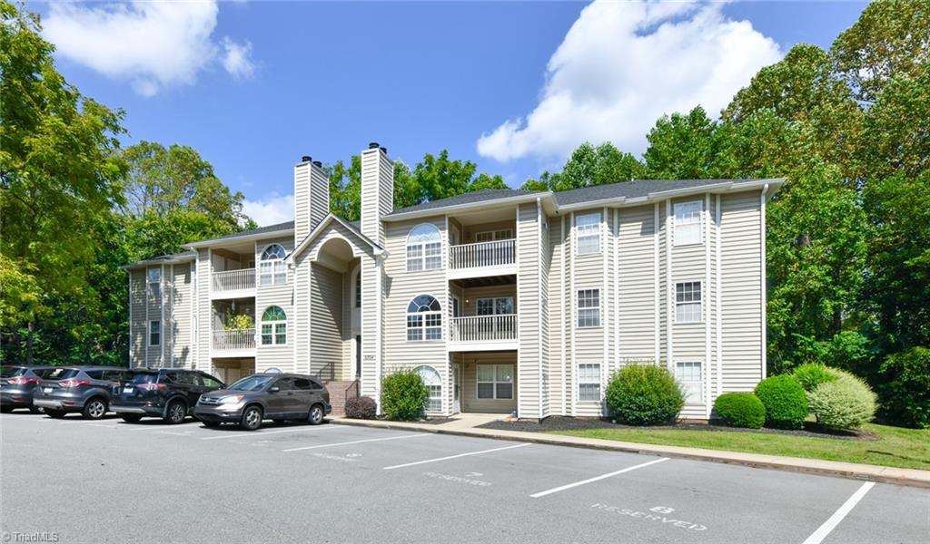 Greensboro, North Carolina 27410, United States, 2 Bedrooms Bedrooms, ,2 BathroomsBathrooms,Residential,Active,152730