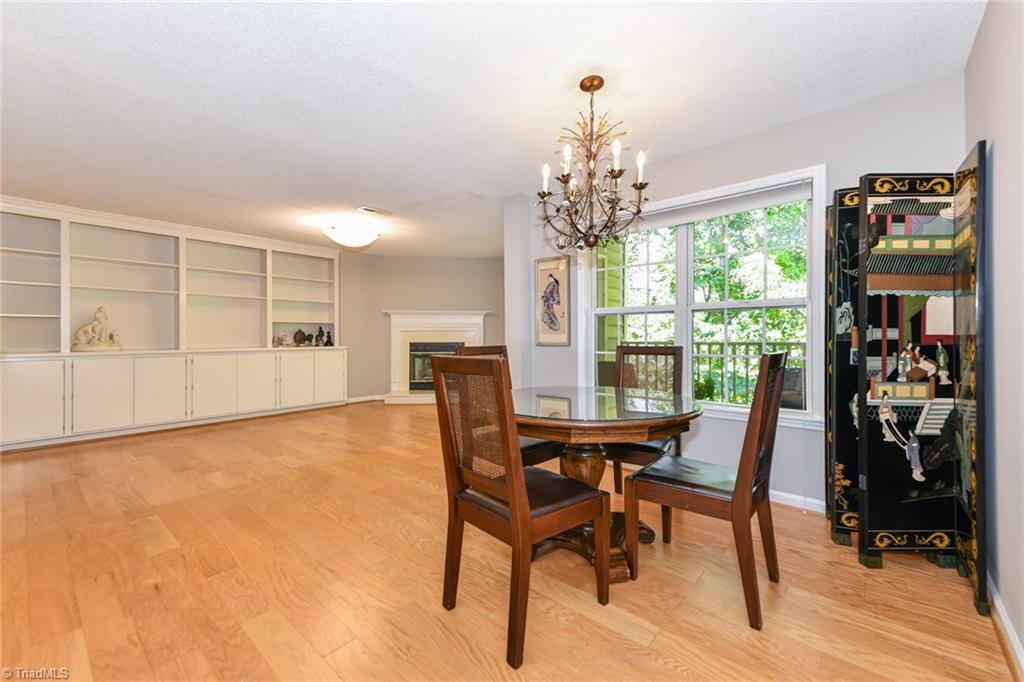 Greensboro, North Carolina 27410, United States, 2 Bedrooms Bedrooms, ,2 BathroomsBathrooms,Residential,Active,152730