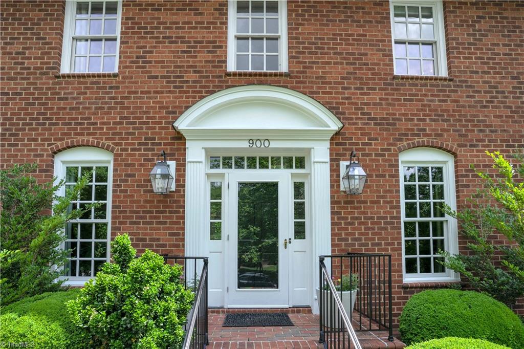 900 McDowell Drive
