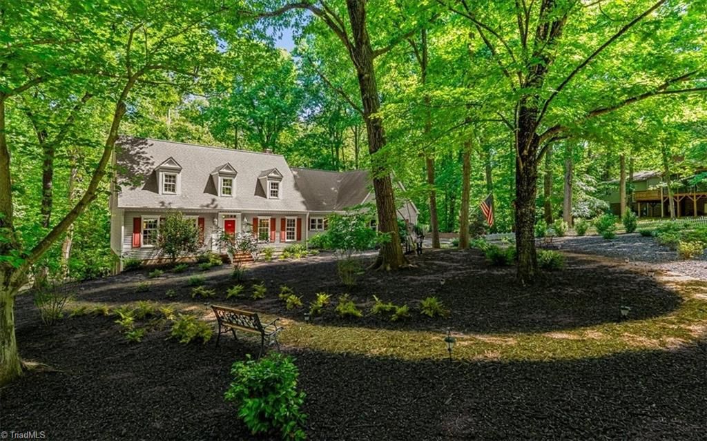 Photo of 5965 Woodfield Drive, Kernersville, NC 27284 (MLS # 1217817)