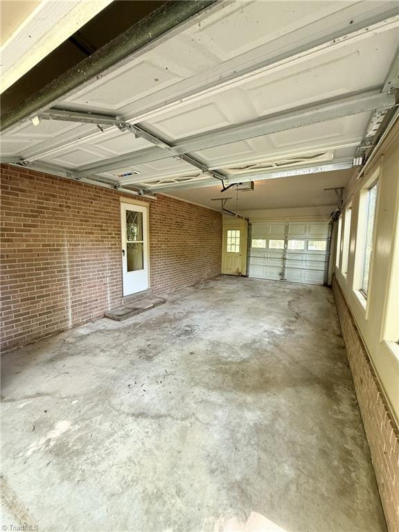 Walkertown, North Carolina 27051, United States, 3 Bedrooms Bedrooms, ,2 BathroomsBathrooms,Residential,Pending,156589