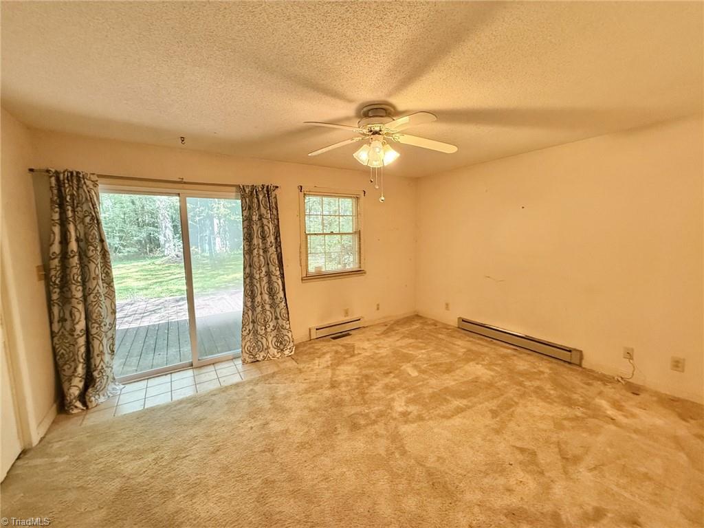 Walkertown, North Carolina 27051, United States, 3 Bedrooms Bedrooms, ,2 BathroomsBathrooms,Residential,Pending,156589