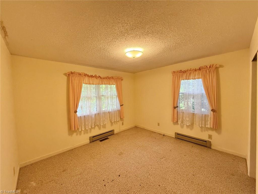 Walkertown, North Carolina 27051, United States, 3 Bedrooms Bedrooms, ,2 BathroomsBathrooms,Residential,Pending,156589