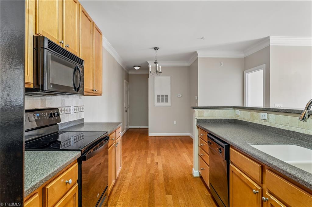 102 Sunset Circle #203, Greensboro, North Carolina image 14