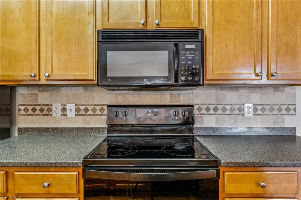 102 Sunset Circle #203, Greensboro, North Carolina image 12