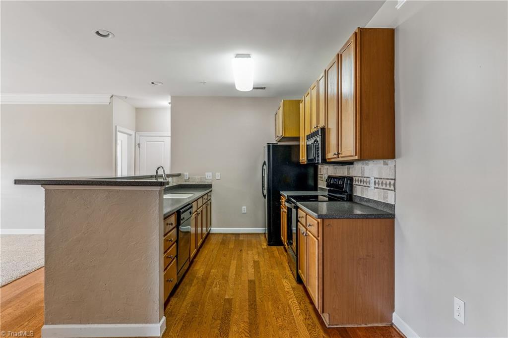 102 Sunset Circle #203, Greensboro, North Carolina image 9