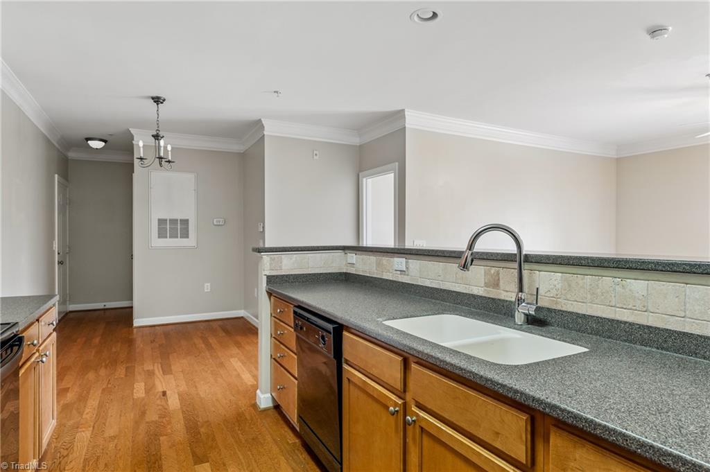 102 Sunset Circle #203, Greensboro, North Carolina image 15