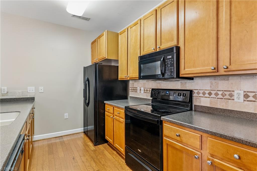 102 Sunset Circle #203, Greensboro, North Carolina image 11