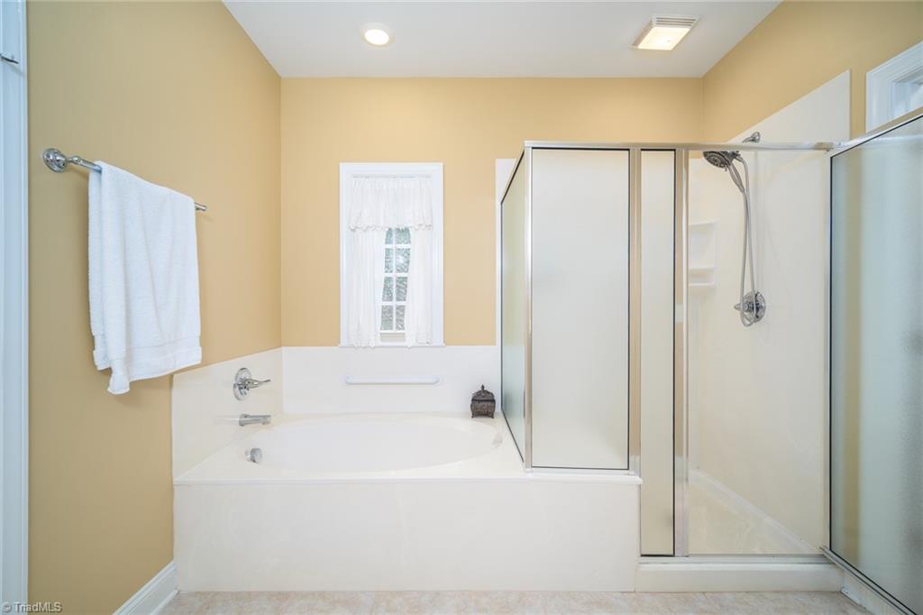 5418 Ggo Drive, Greensboro, North Carolina image 27