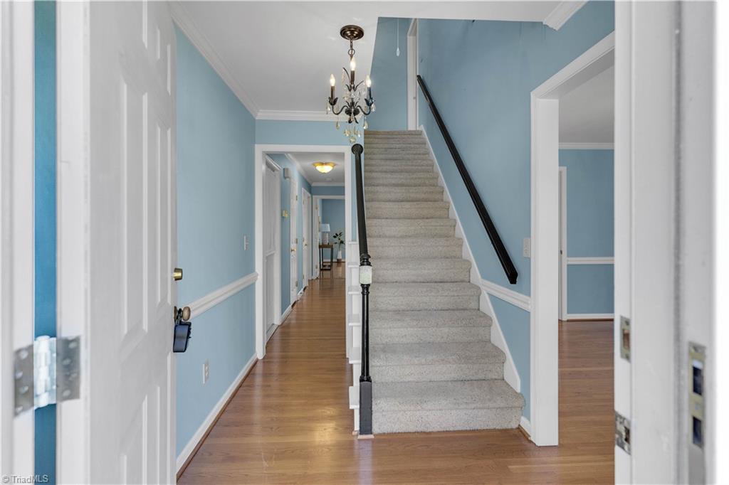 3521 Cherry Hill Drive, Greensboro, North Carolina image 4