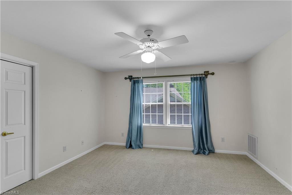 3521 Cherry Hill Drive, Greensboro, North Carolina image 34
