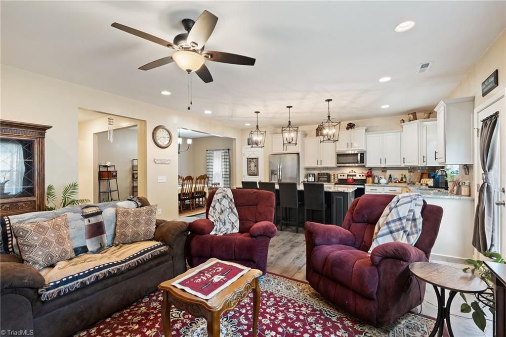 125 Broad Meadow Court, Rural Hall, North Carolina image 25