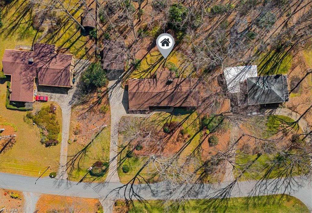 307 Fairidge Drive, Jamestown, North Carolina image 39