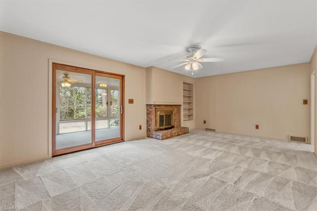 307 Fairidge Drive, Jamestown, North Carolina image 8