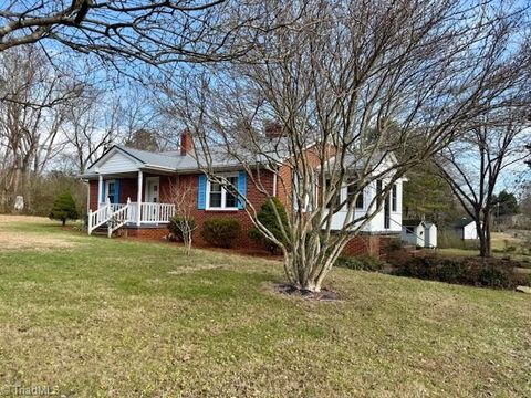 A home in Ramseur