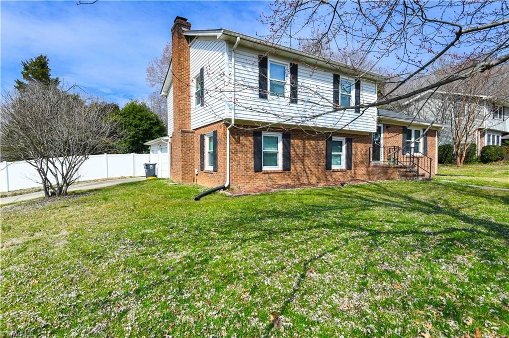 Photo of 6108 Arcadia Drive, Greensboro, NC 27410 (MLS # 1210292)