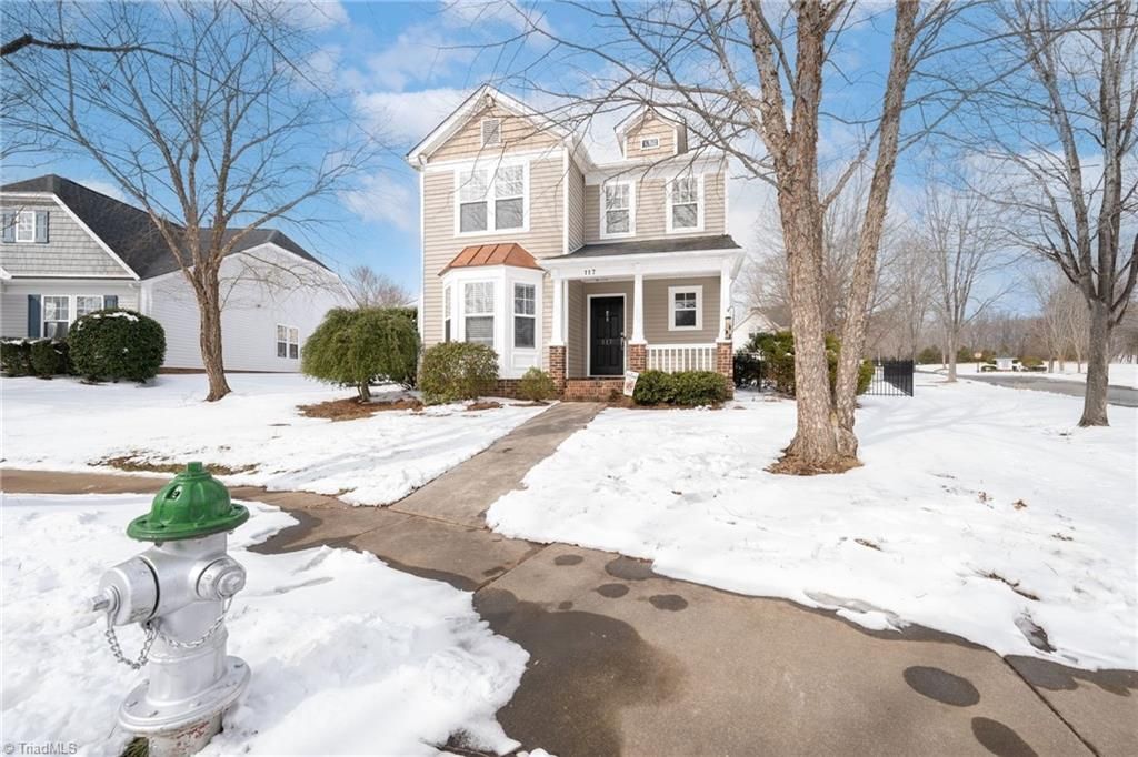 Photo of 117 Windsor Circle, Advance, NC 27006 (MLS # 1207918)