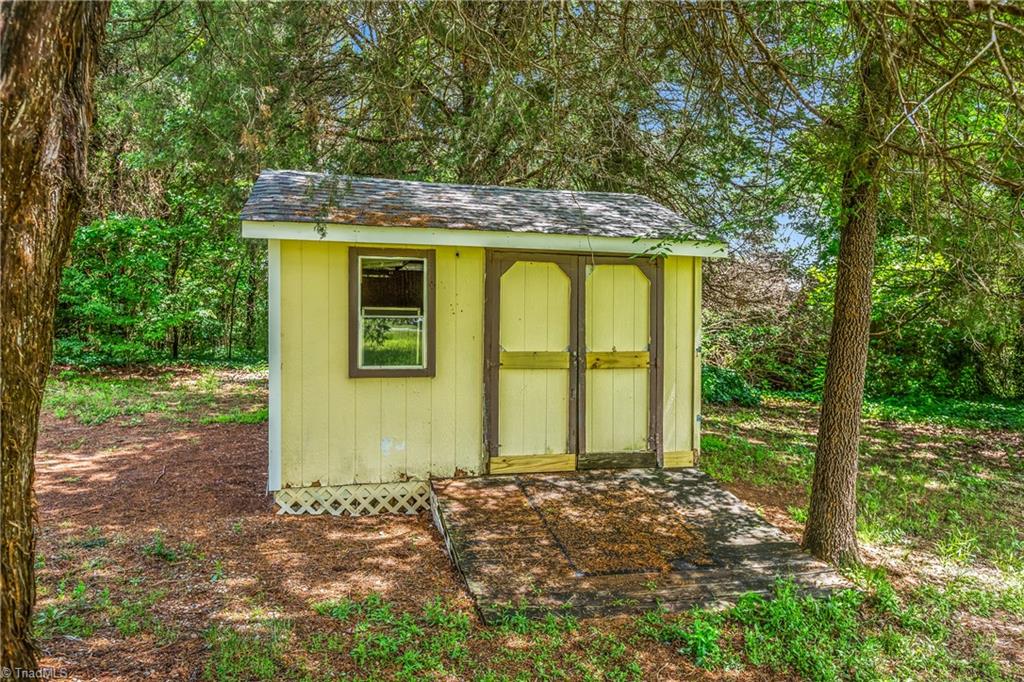 107 Oakridge Lane, Mocksville, North Carolina image 32