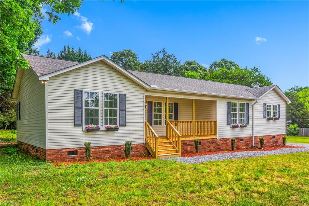 107 Oakridge Lane, Mocksville, North Carolina image 3