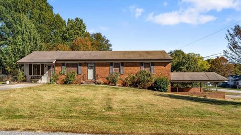 Photo for 901 Chalet Drive