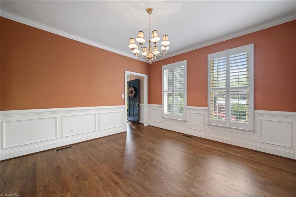 Winston-Salem, North Carolina 27104, United States, 4 Bedrooms Bedrooms, ,4 BathroomsBathrooms,Residential,Active,111062