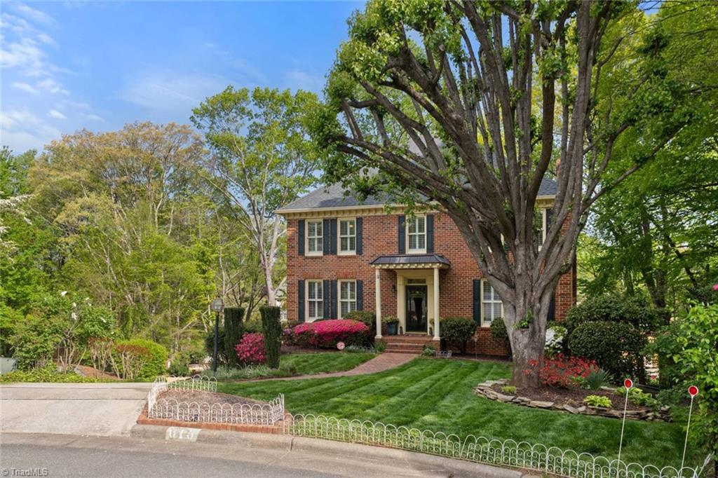 Winston-Salem, North Carolina 27104, United States, 4 Bedrooms Bedrooms, ,4 BathroomsBathrooms,Residential,Active,111062