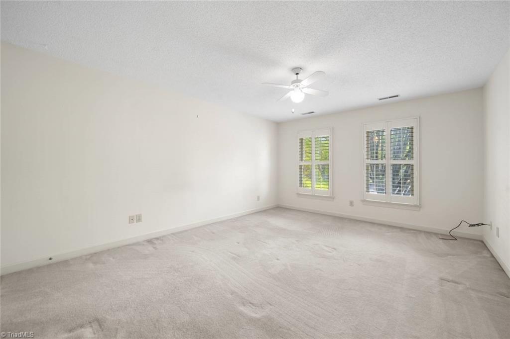 Winston-Salem, North Carolina 27104, United States, 4 Bedrooms Bedrooms, ,4 BathroomsBathrooms,Residential,Active,111062