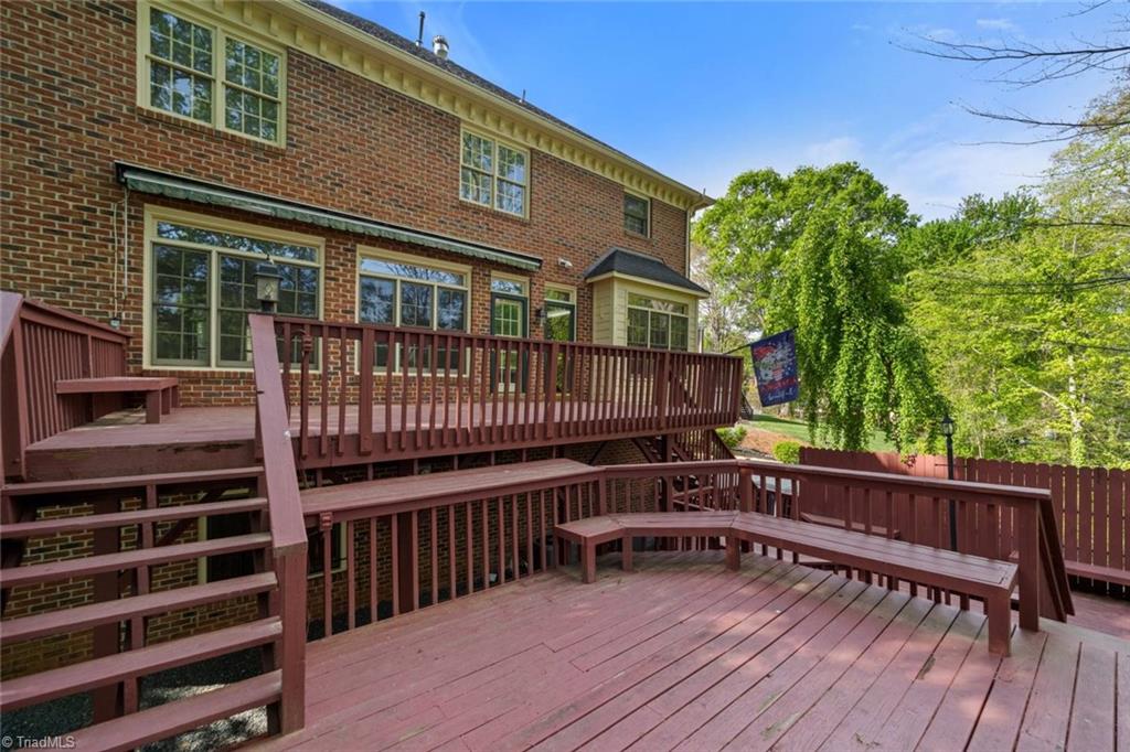 Winston-Salem, North Carolina 27104, United States, 4 Bedrooms Bedrooms, ,4 BathroomsBathrooms,Residential,Active,111062