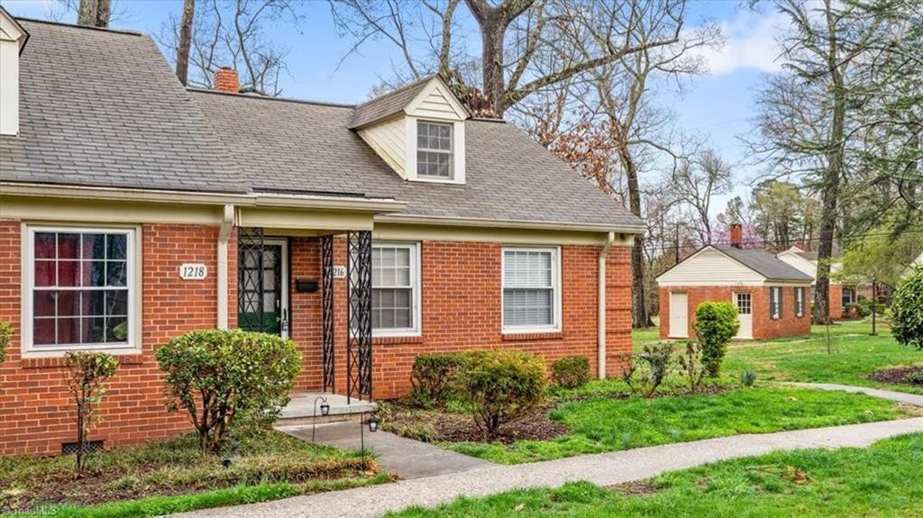 Photo of 1216 Pamlico Drive, Greensboro, NC 27408 (MLS # 1211752)