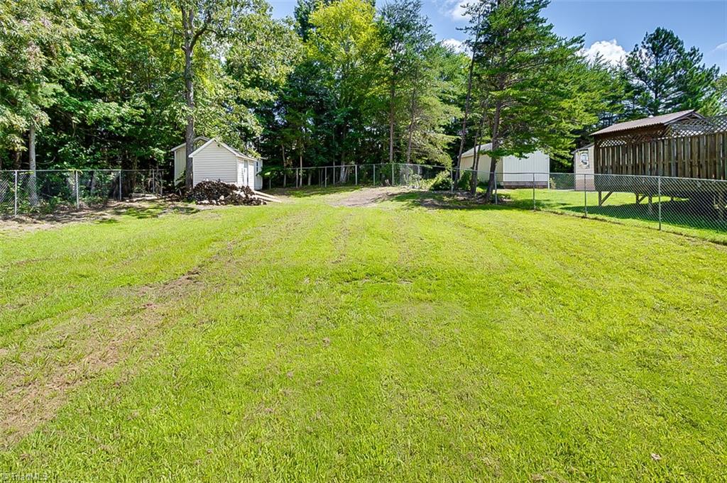 4220 N Pin Oak Drive, Randleman, North Carolina image 27
