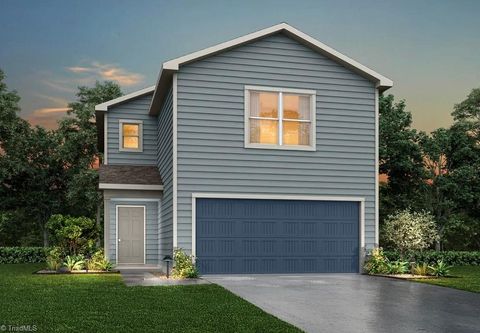 Homes For Sale - 424 Regency Lane<br/> Rockingham County, Eden, NC 27288